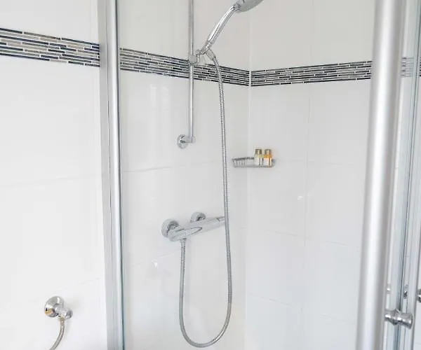 Gaestehaus Jeindl Homestay szállás *