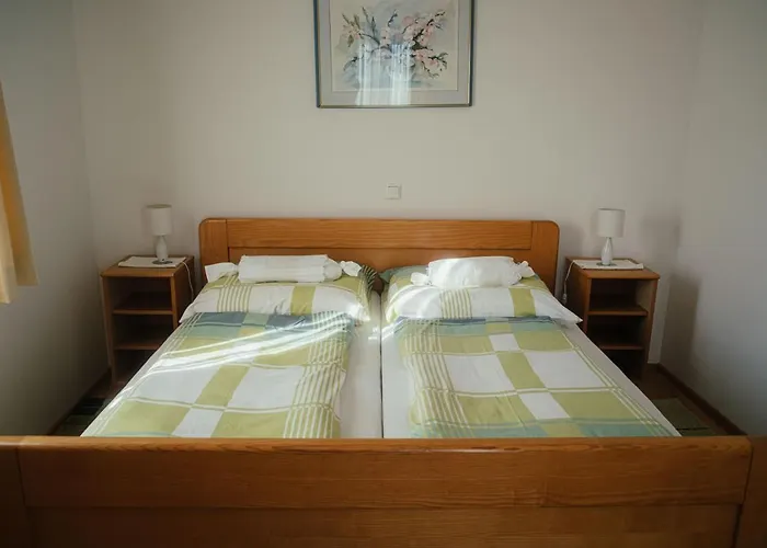 Gaestehaus Jeindl Hartmannsdorf